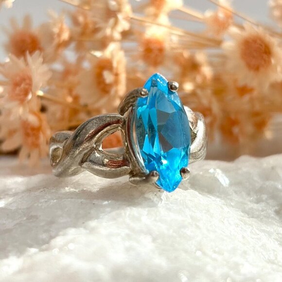 Marquise Cut Blue Topaz Solitaire Vintage Gemstone Braided Cocktail Ring sz 6.75 - Picture 2 of 10